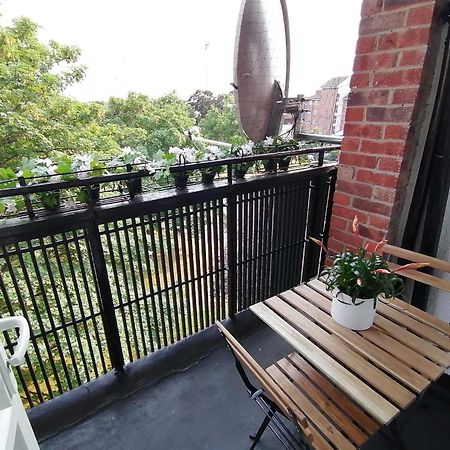 White City Apartment, Your London Stay 외부 사진