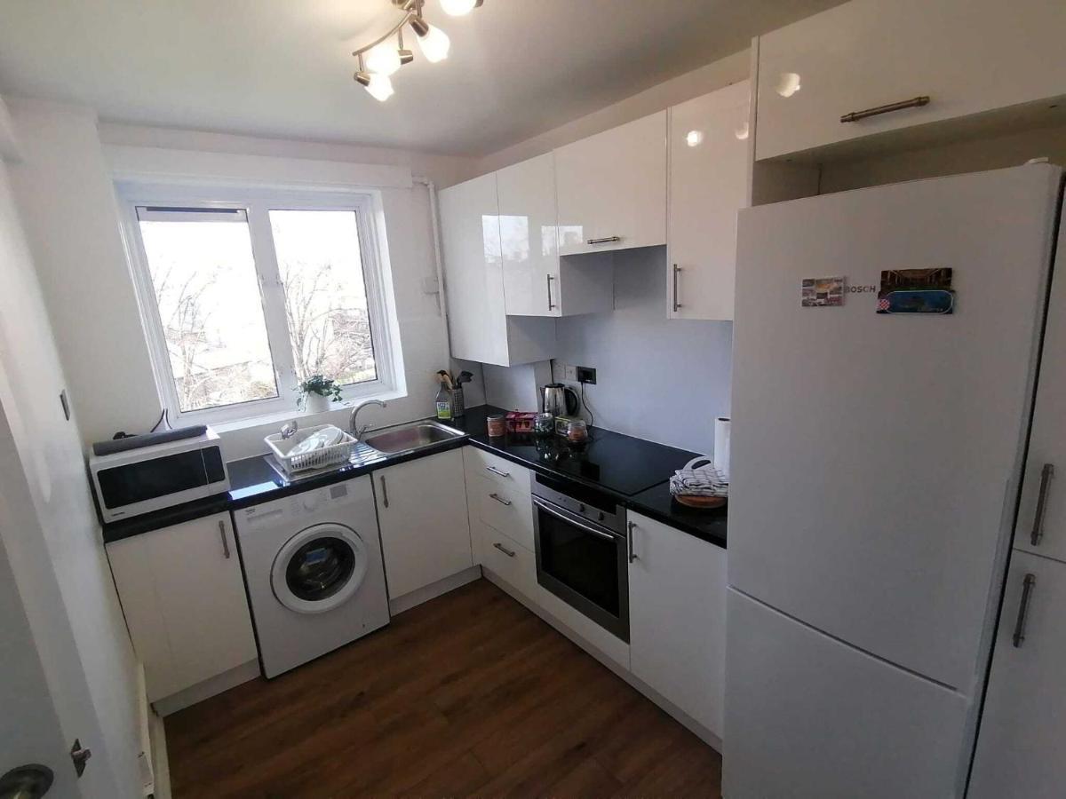 White City Apartment, Your London Stay 외부 사진