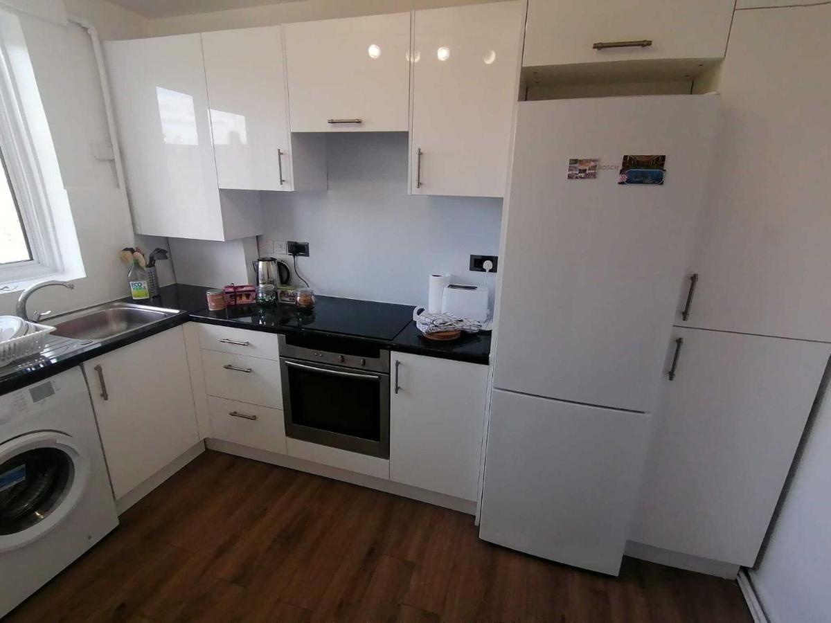 White City Apartment, Your London Stay 외부 사진