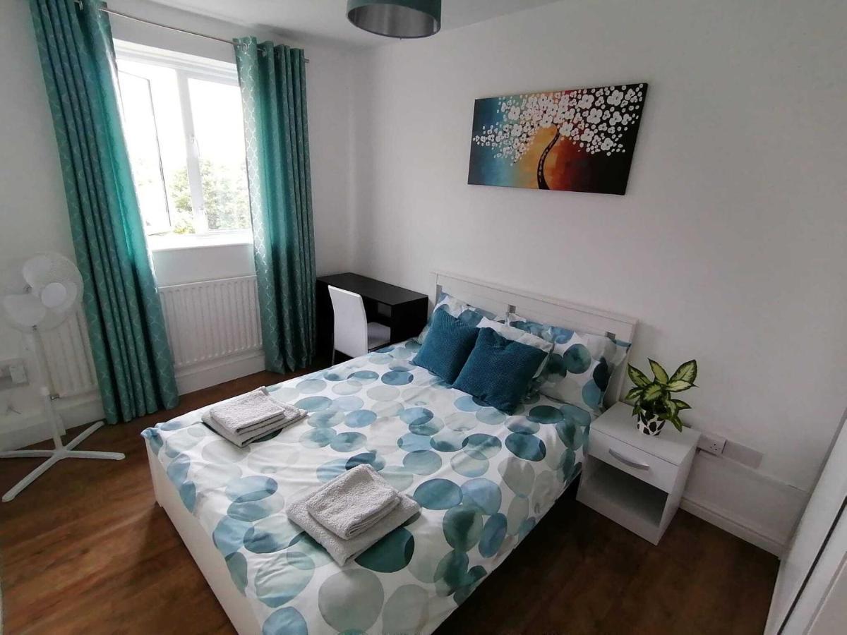 White City Apartment, Your London Stay 외부 사진