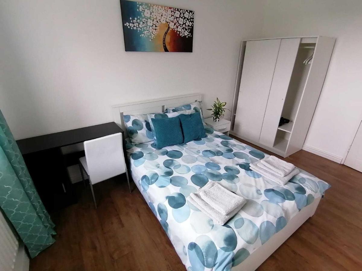 White City Apartment, Your London Stay 외부 사진