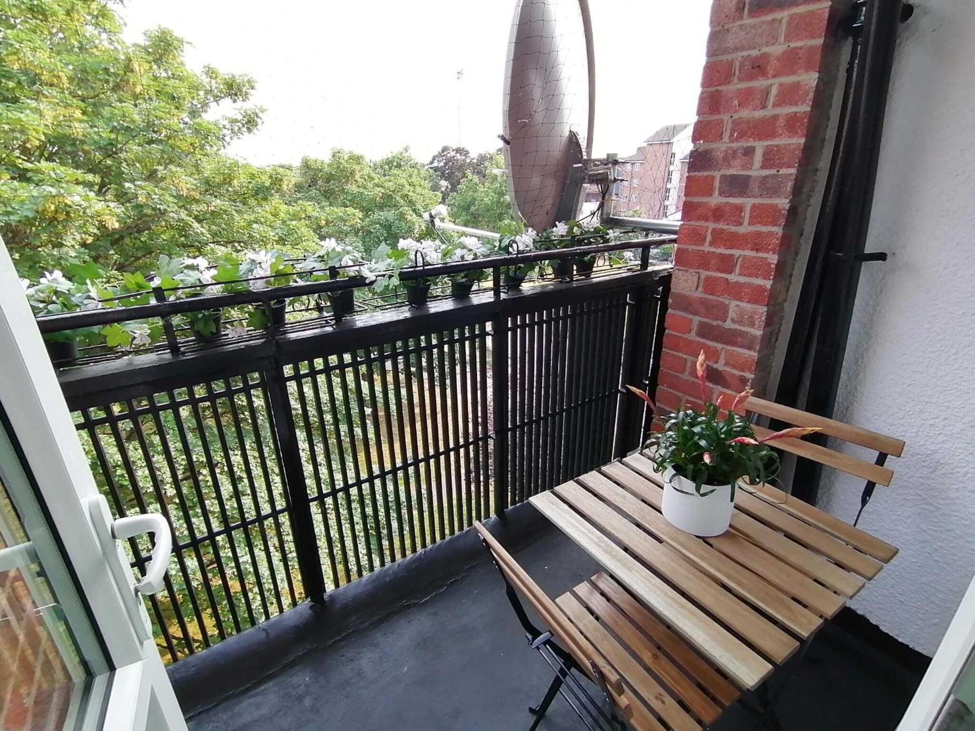 White City Apartment, Your London Stay 외부 사진