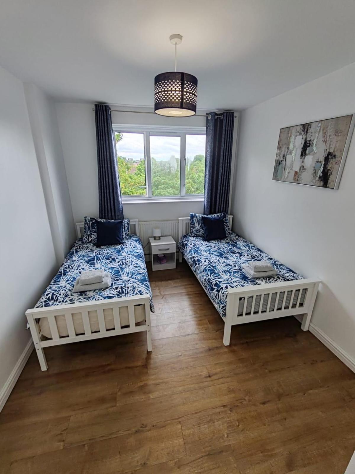 White City Apartment, Your London Stay 외부 사진