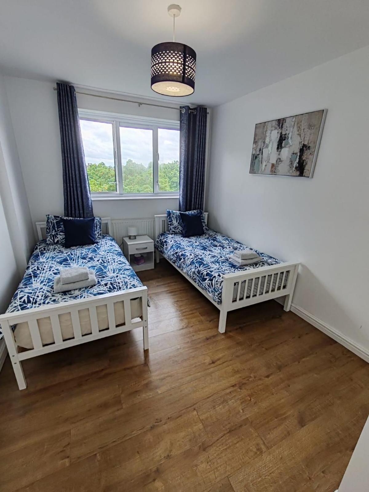 White City Apartment, Your London Stay 외부 사진